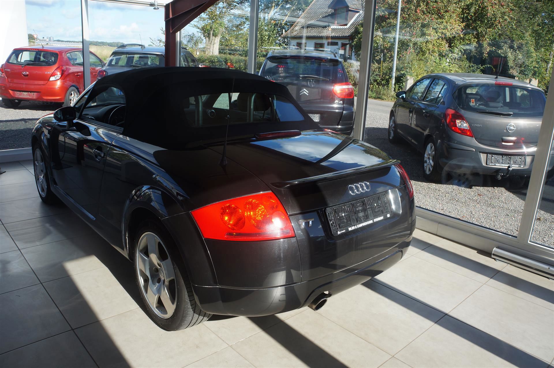 Billede af Audi TT Roadster 1,8 T 180HK Cabr.