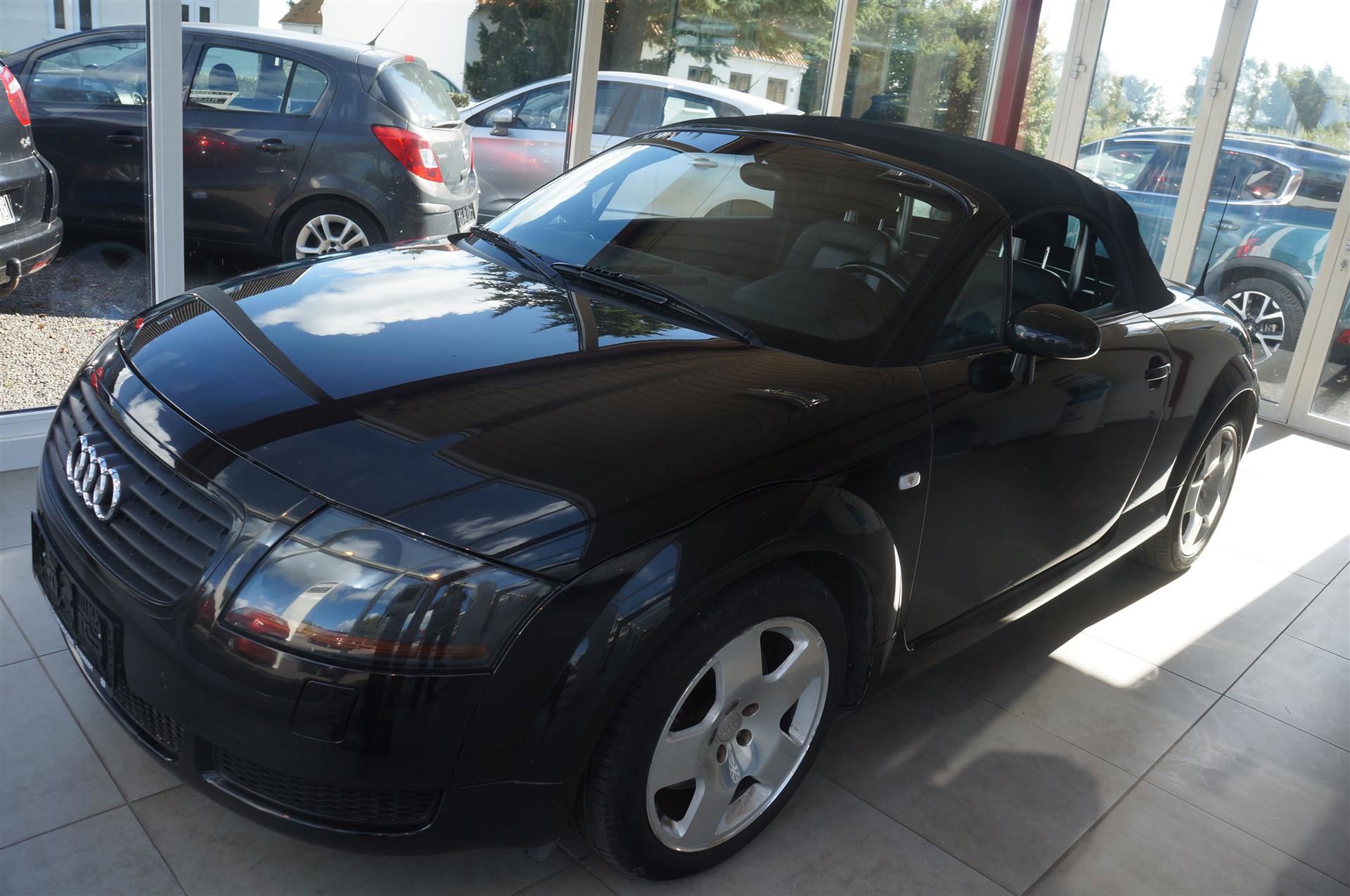 Billede af Audi TT Roadster 1,8 T 180HK Cabr.