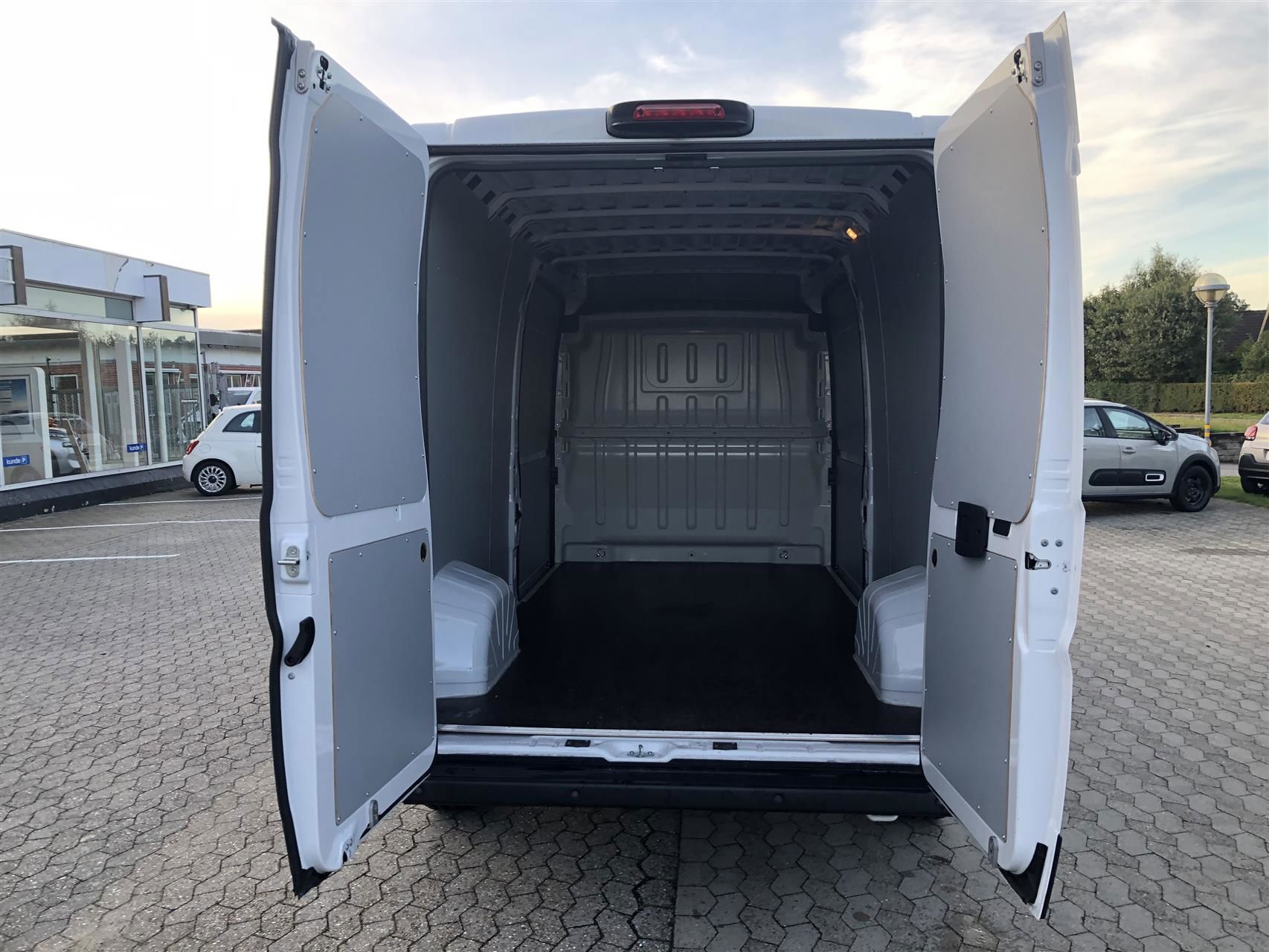 Billede af Fiat Ducato 35 L3H2 2,2 MJT Easy Pro 140HK Van 6g