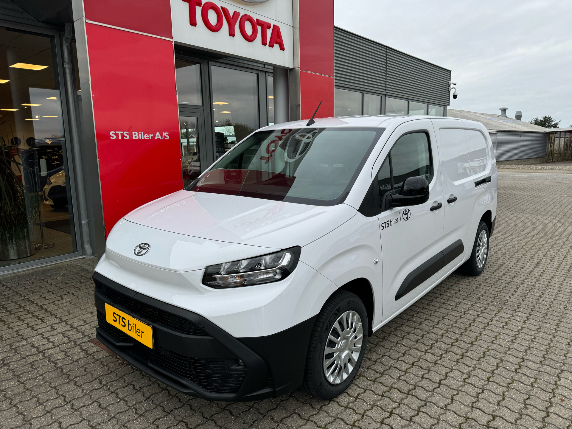 Billede af Toyota Proace City Long 1,5 D Comfort Master To Skydedør 102HK Van