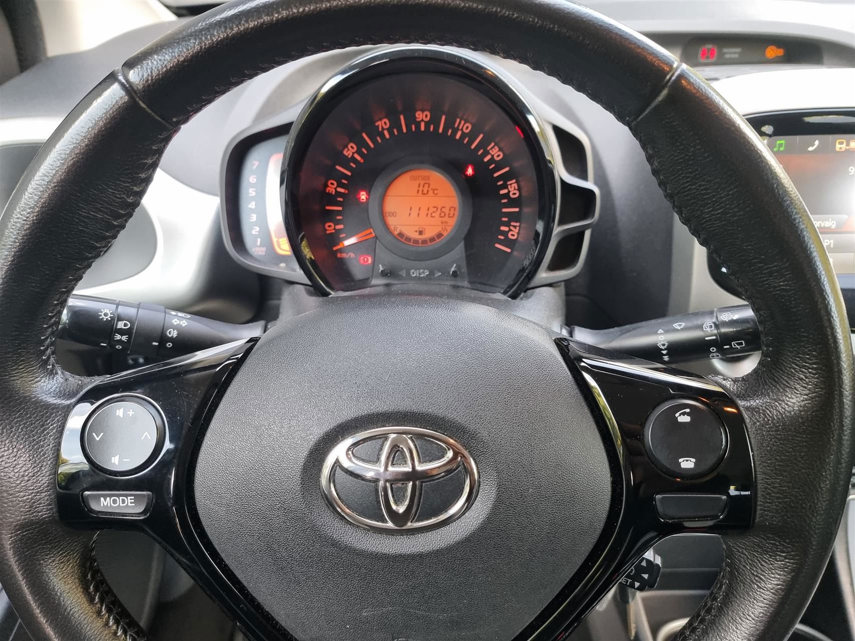 Billede af Toyota Aygo 1,0 VVT-I X-Play + X-Touch 69HK 5d