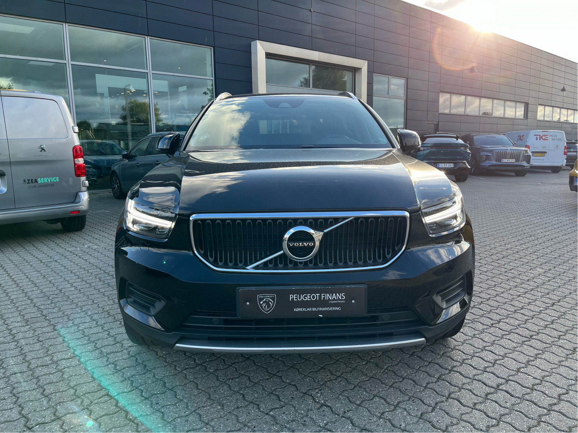 Billede af Volvo XC40 2,0 T4 Momentum 190HK 5d 8g Aut.