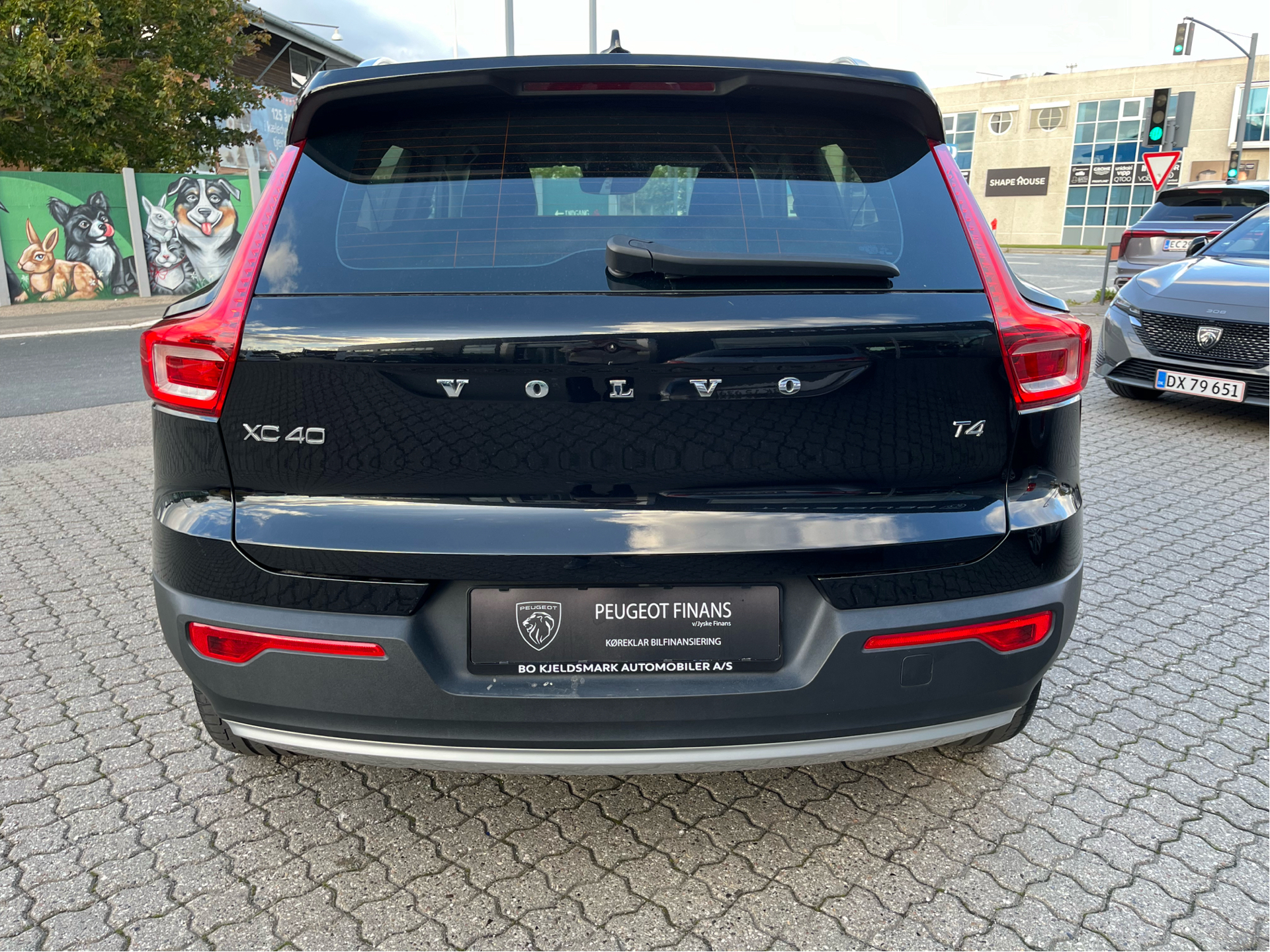 Billede af Volvo XC40 2,0 T4 Momentum 190HK 5d 8g Aut.