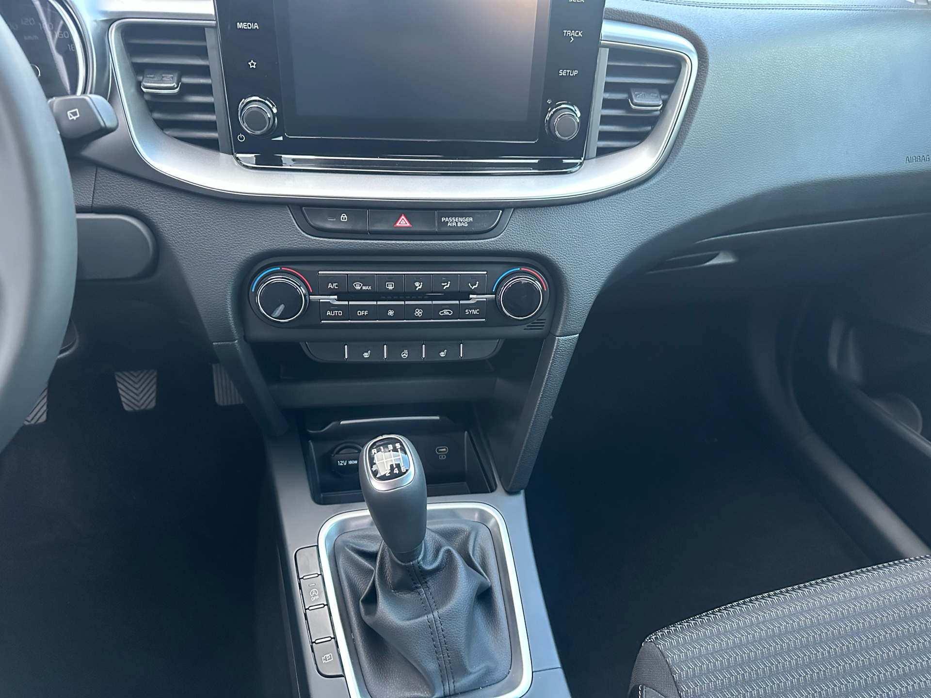 Billede af Kia XCeed 1,0 T-GDI Prestige 120HK 5d 6g