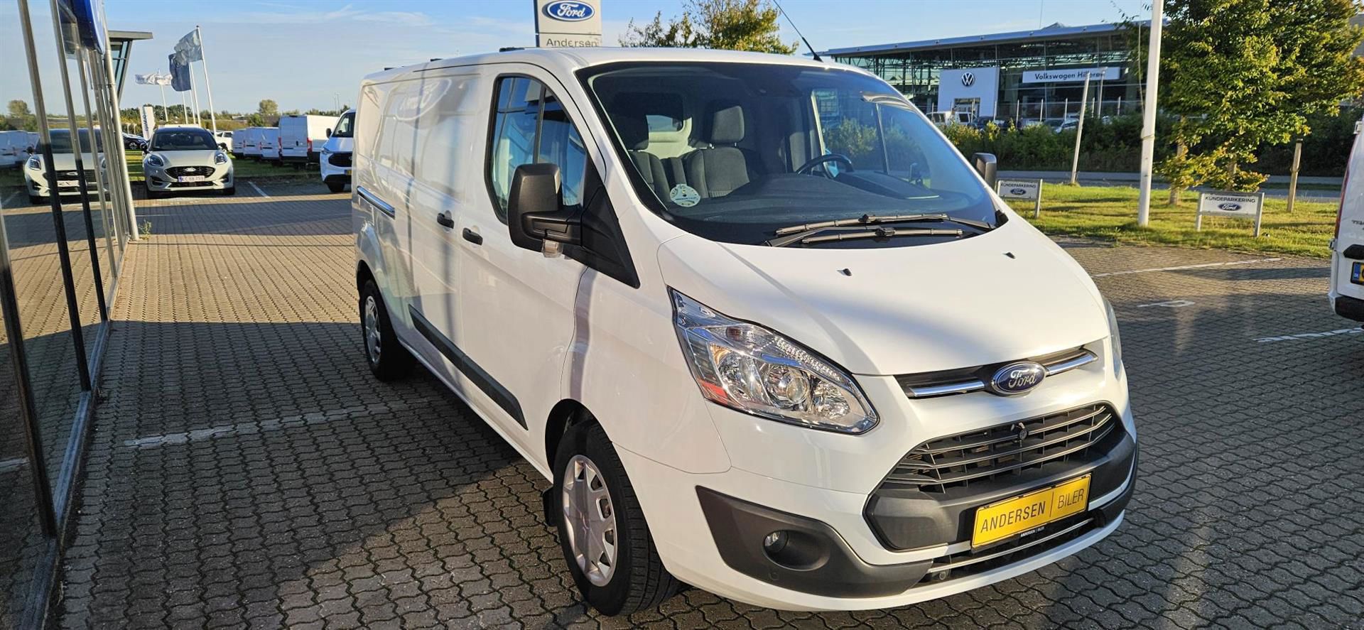 Billede af Ford Transit Custom 290 L2H1 2,0 TDCi Trend 130HK Van 6g Aut.