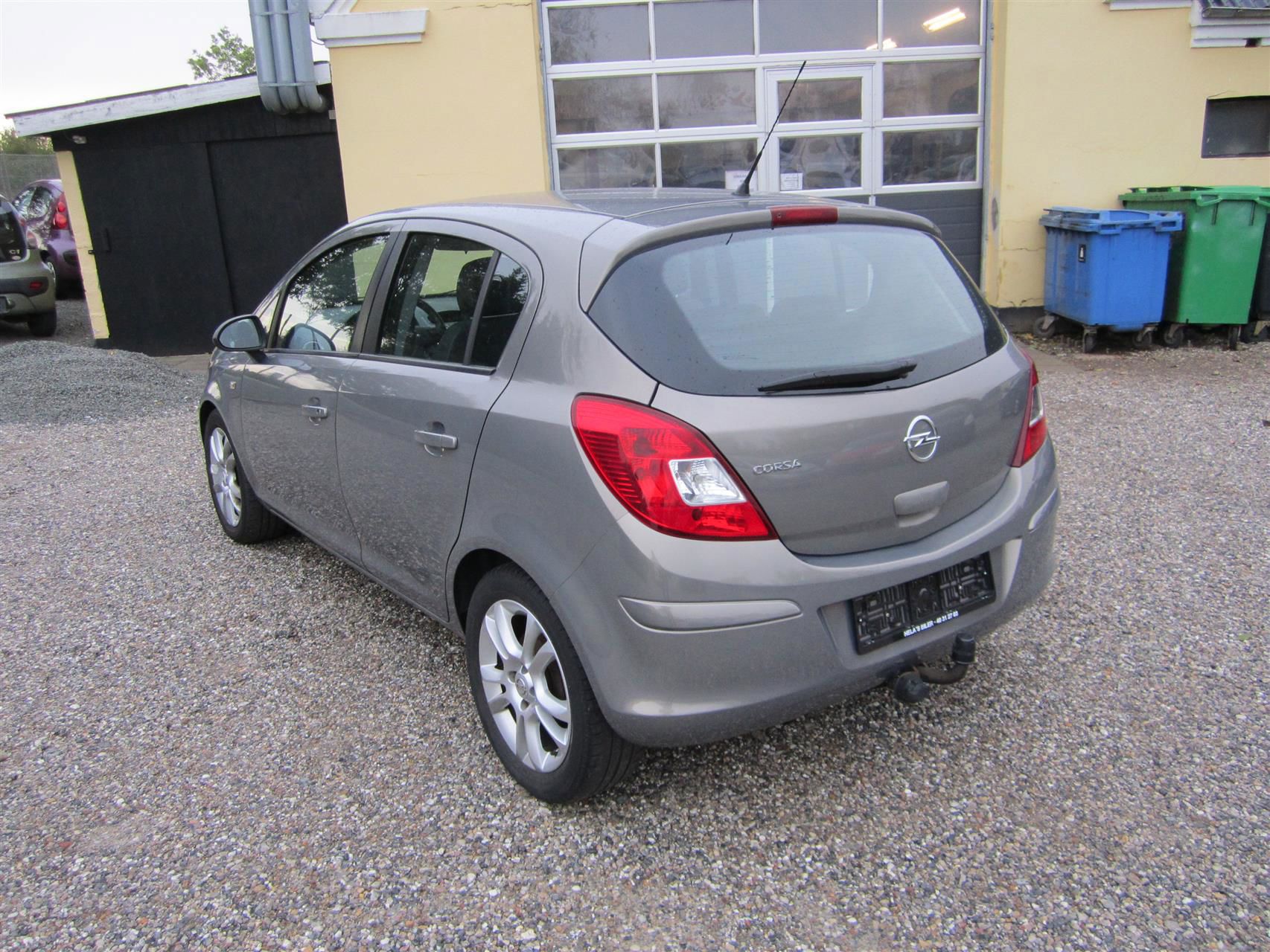 Billede af Opel Corsa 1,4 Twinport Cosmo Start/Stop 100HK 5d