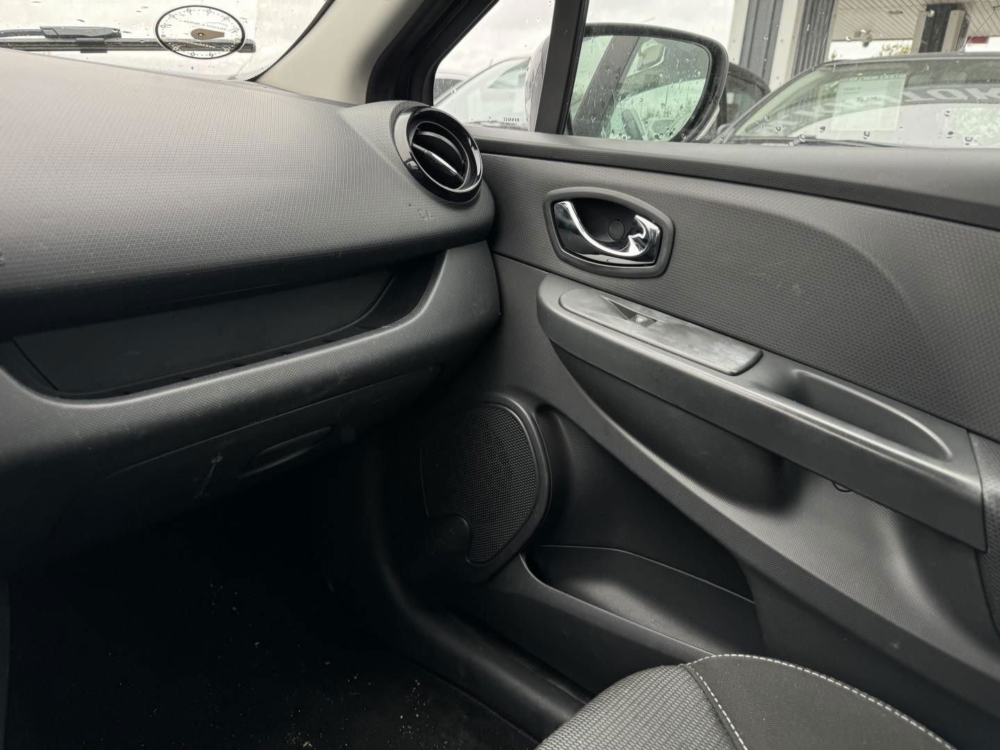 Billede af Renault Clio 1,5 DCI Expression 75HK 5d