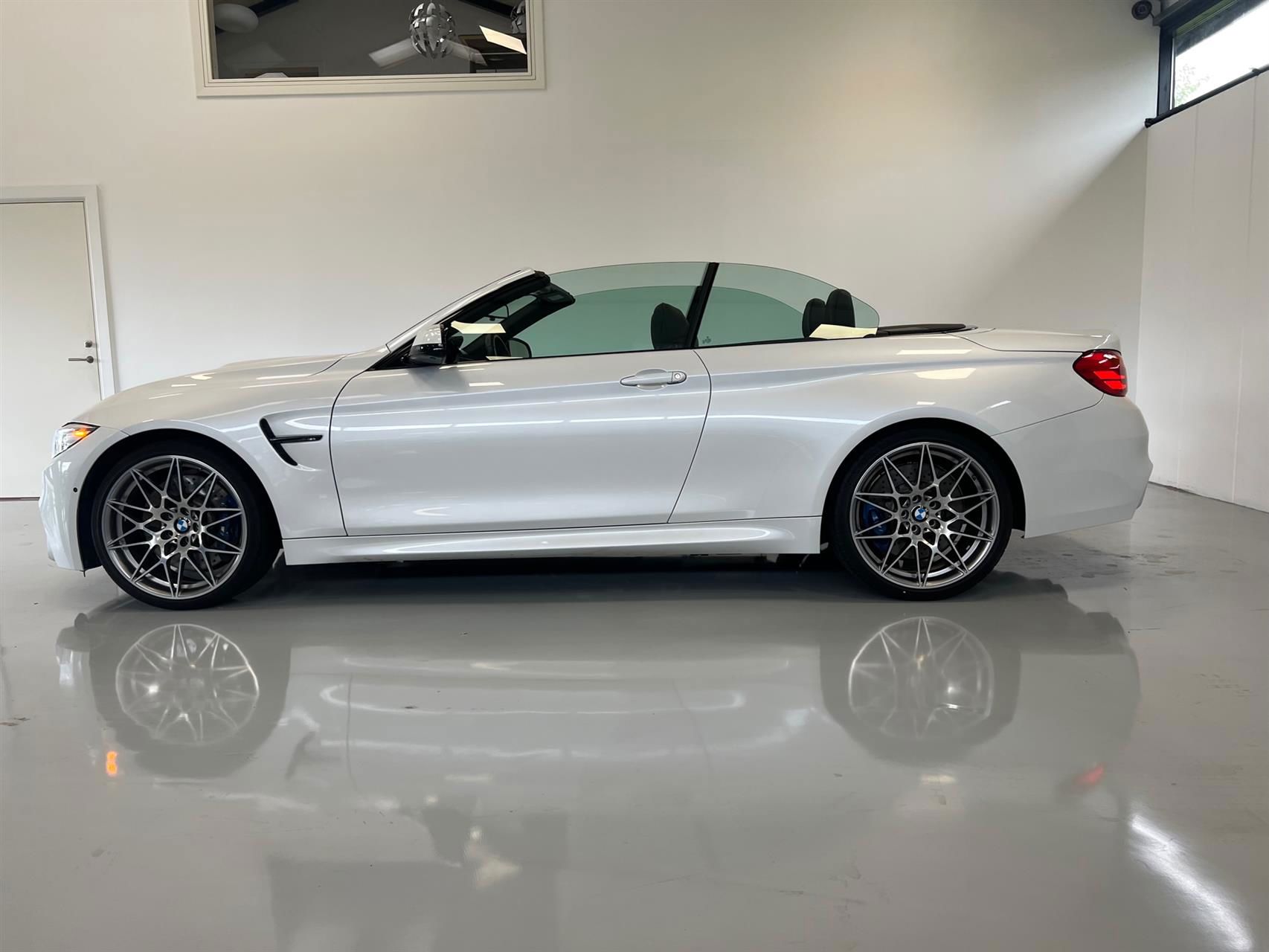 Billede af BMW M4 3,0 Competition 450HK Cabr. 7g Aut.