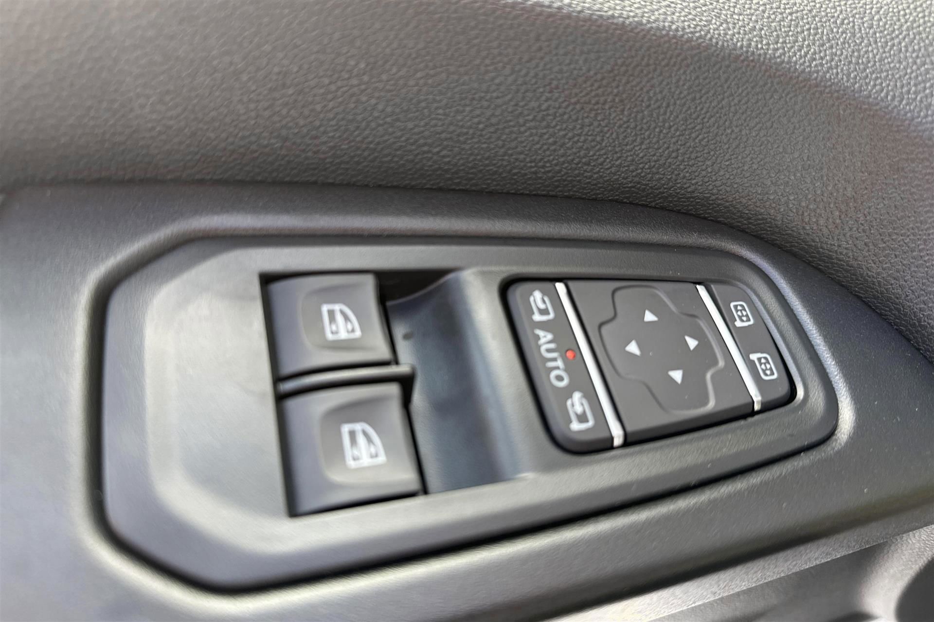 Billede af Nissan Primastar L2H1 2,0 DCi N-Connecta 150HK Van 6g