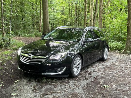 Opel Insignia Sports Tourer 2,0 CDTI Cosmo 163HK Stc 6g Aut.