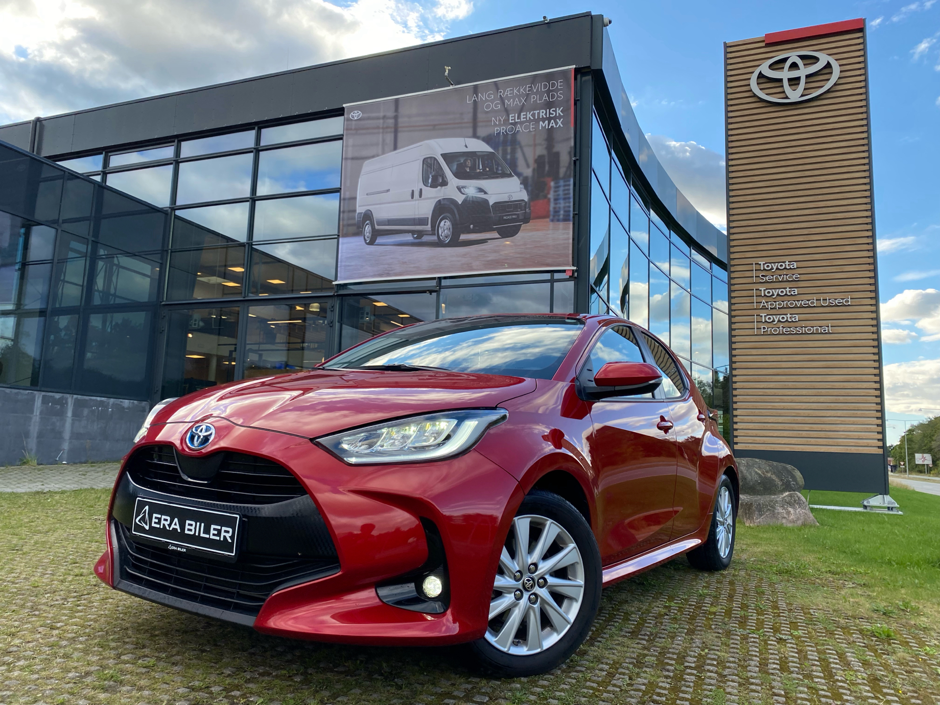 Billede af Toyota Yaris 1,5 Hybrid Active Technology Plus 116HK 5d Trinl. Gear