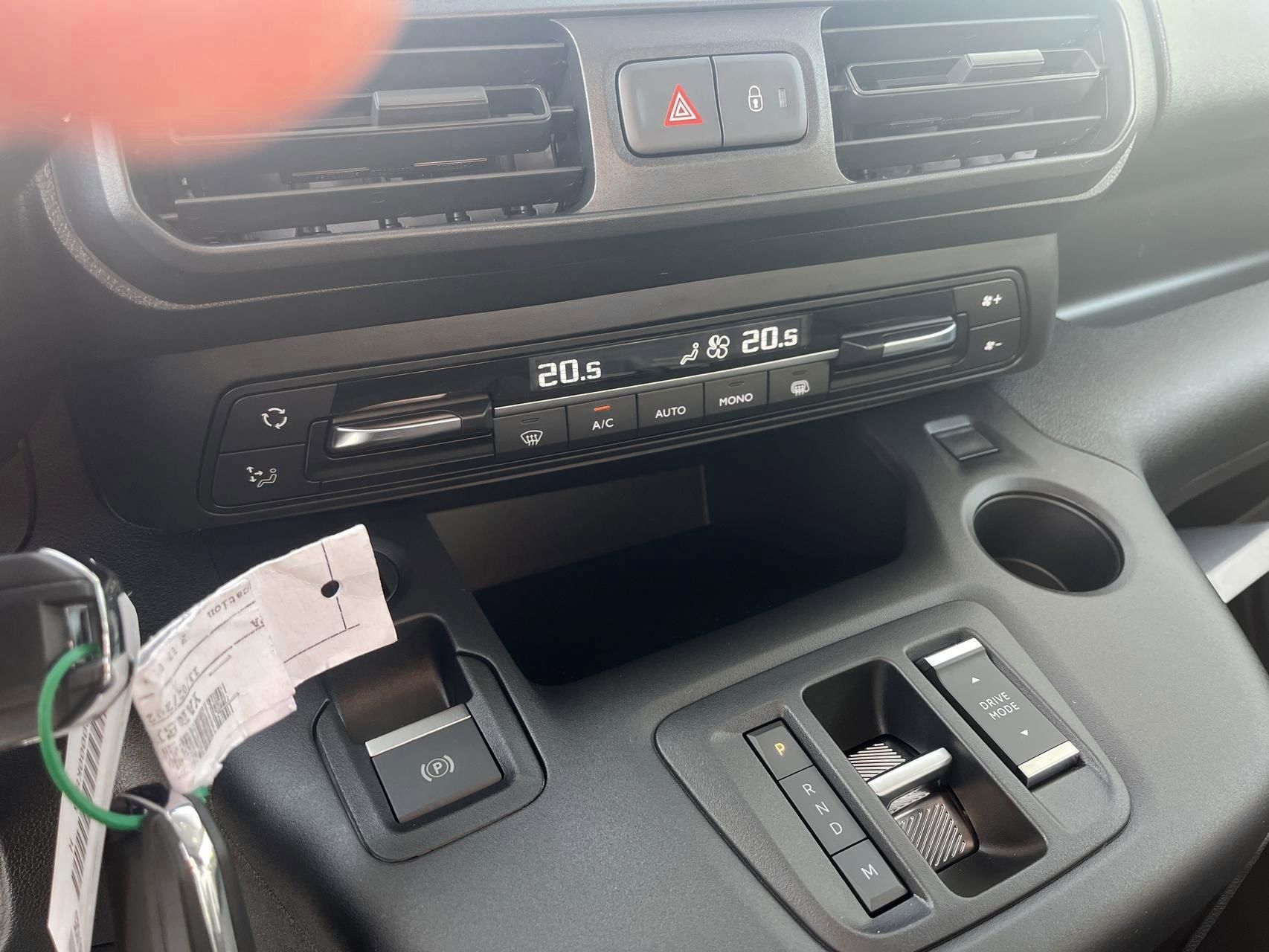 Billede af Toyota Proace City Medium 1,5 D Comfort+ To Skydedør 130HK Van 8g Aut.