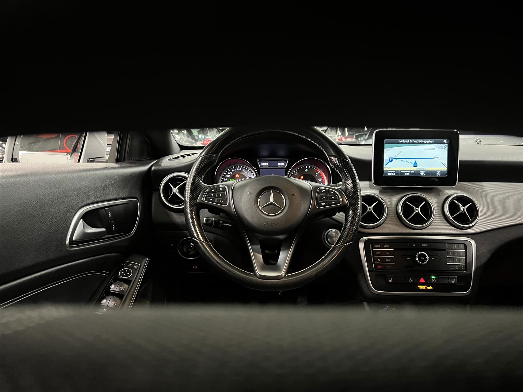 Mercedes-Benz CLA200 d 2016