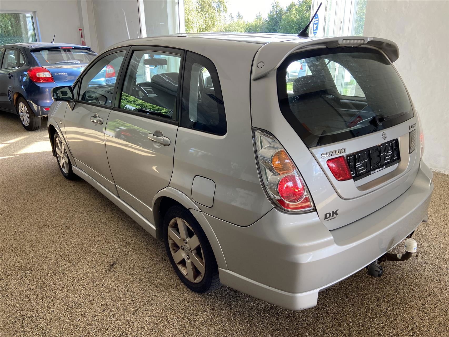 Billede af Suzuki Liana 1,6 GL 106HK 5d