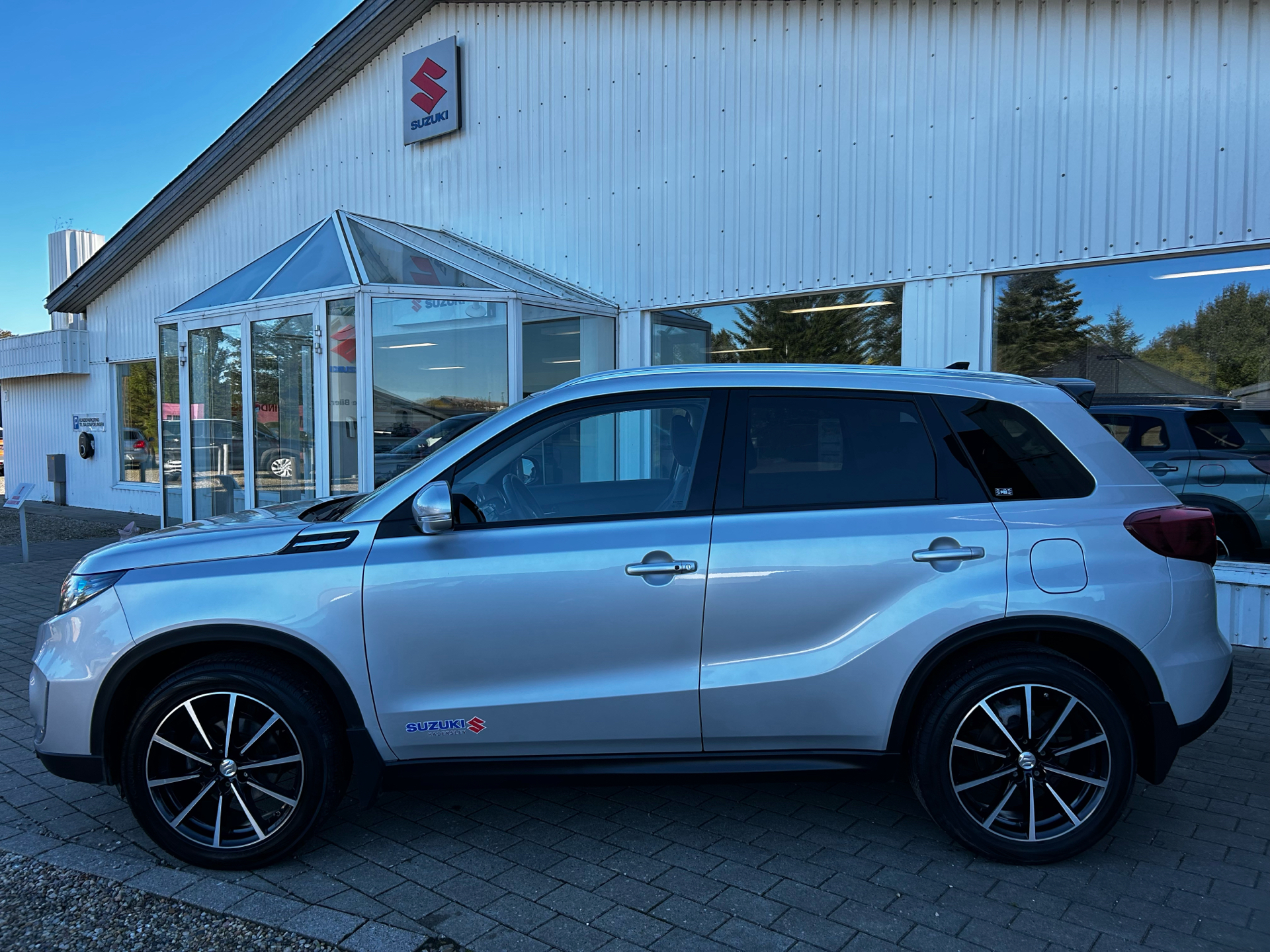 Billede af Suzuki Vitara 1,4 Boosterjet Adventure AllGrip 140HK 5d 6g Aut.