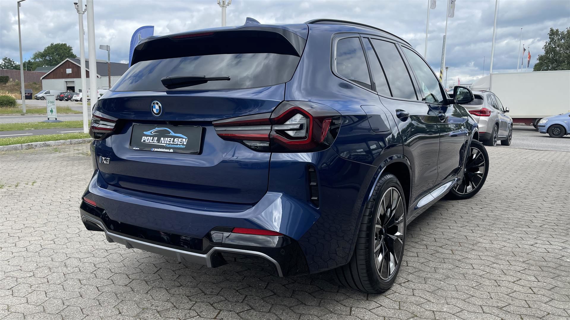 BMW iX3 