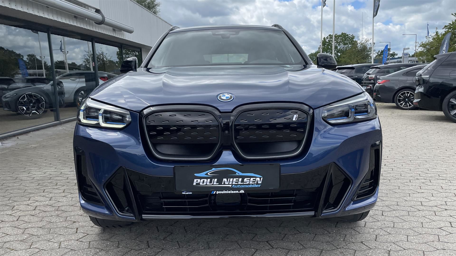 BMW iX3 