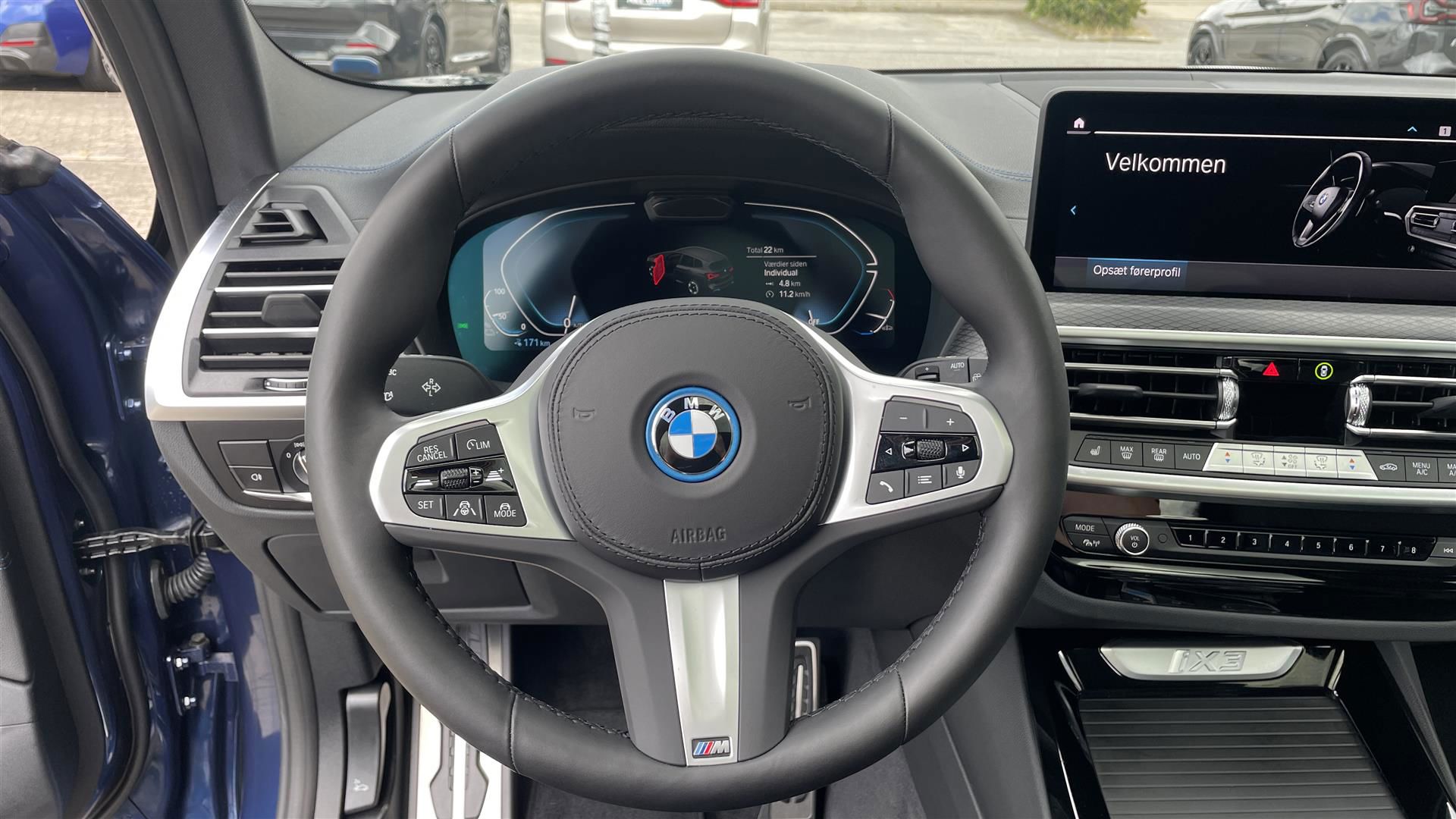 BMW iX3 