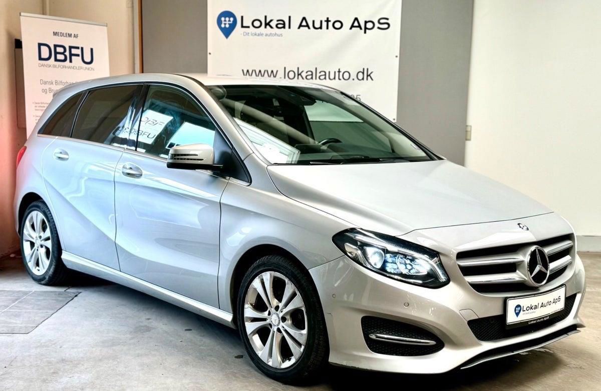 Mercedes-Benz B220 2015