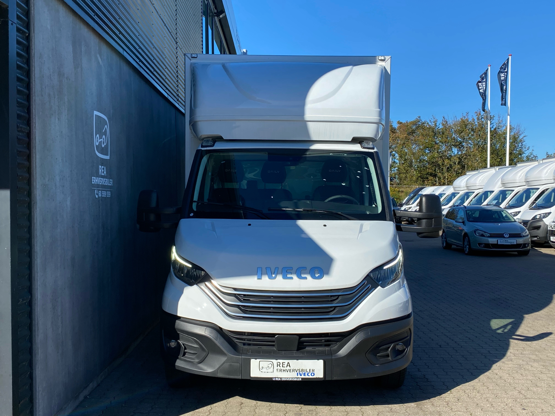 Billede af Iveco Daily 35S18 4100mm 3,0 D 180HK Ladv./Chas. 8g Aut.