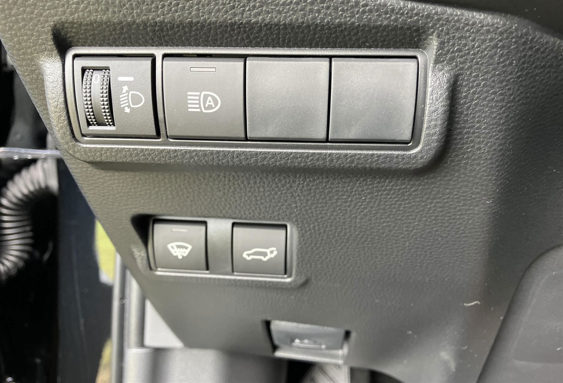 Billede af Toyota Corolla Cross 1,8 Hybrid Style Comfort 140HK 5d Aut.