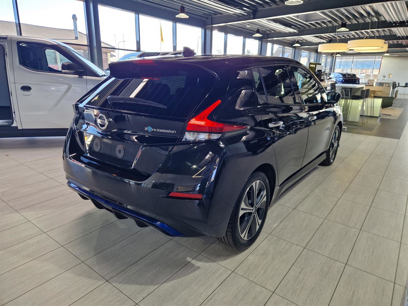 Billede af Nissan Leaf EL N-Connecta 40 kWh 150HK 5d Aut.