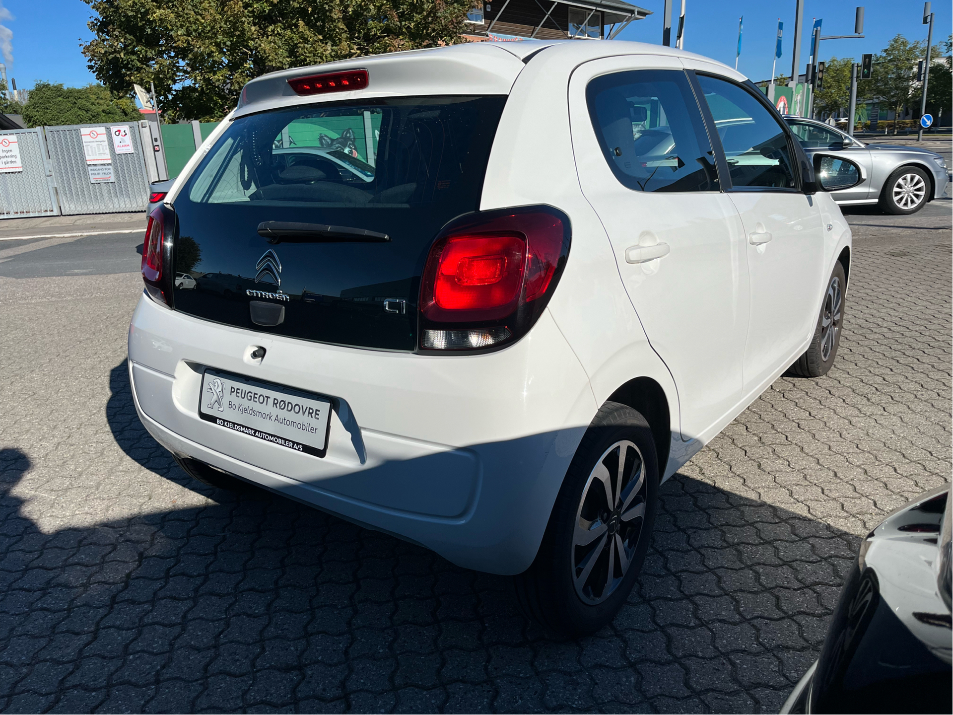 Billede af Citroën C1 1,0 VTi Sportline 72HK 5d