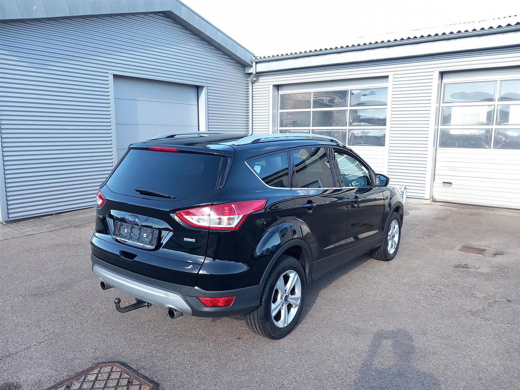 Ford Kuga 2016