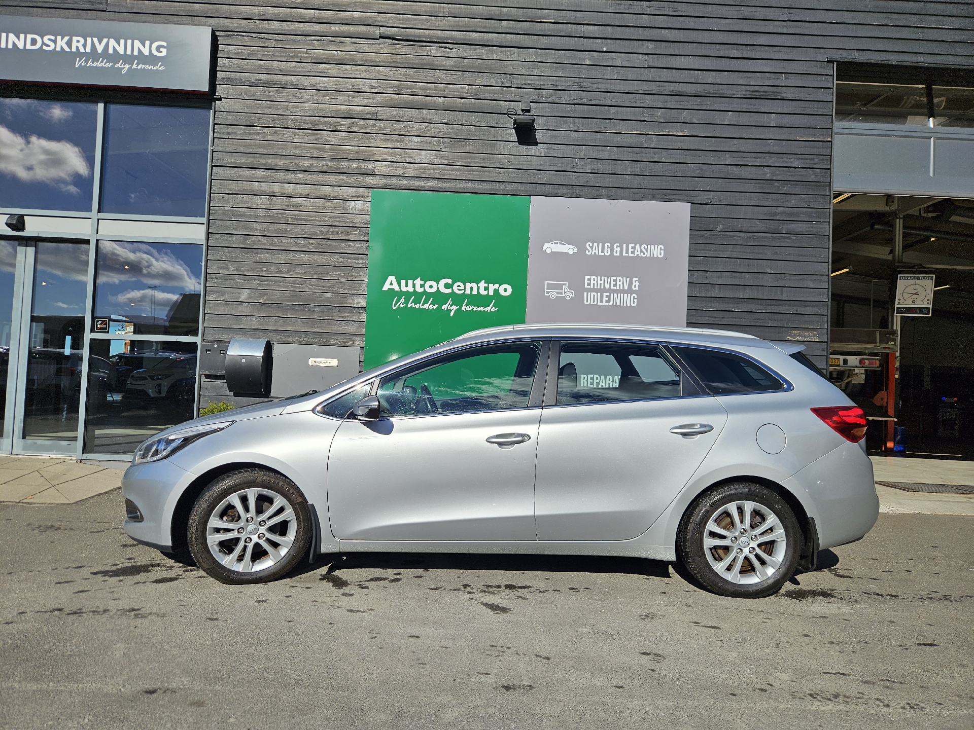 Billede af Kia Ceed SW 1,6 GDI Premium DCT 135HK Stc 6g Aut.