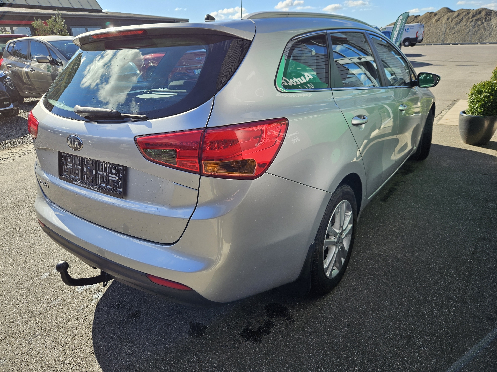 Billede af Kia Ceed SW 1,6 GDI Premium DCT 135HK Stc 6g Aut.