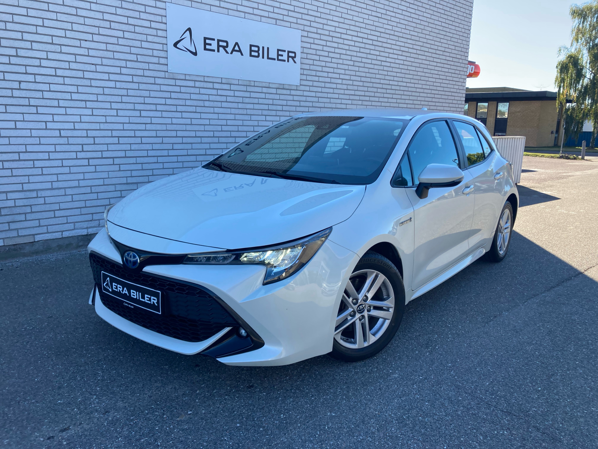 Billede af Toyota Corolla 2,0 Hybrid H3 E-CVT 180HK 5d 6g Aut.