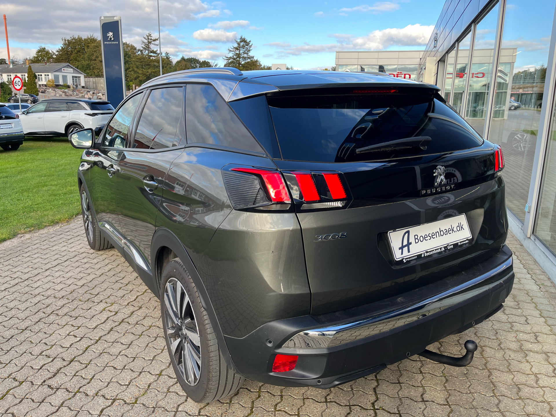 Billede af Peugeot 3008 1,2 e-THP Allure 130HK 5d 6g