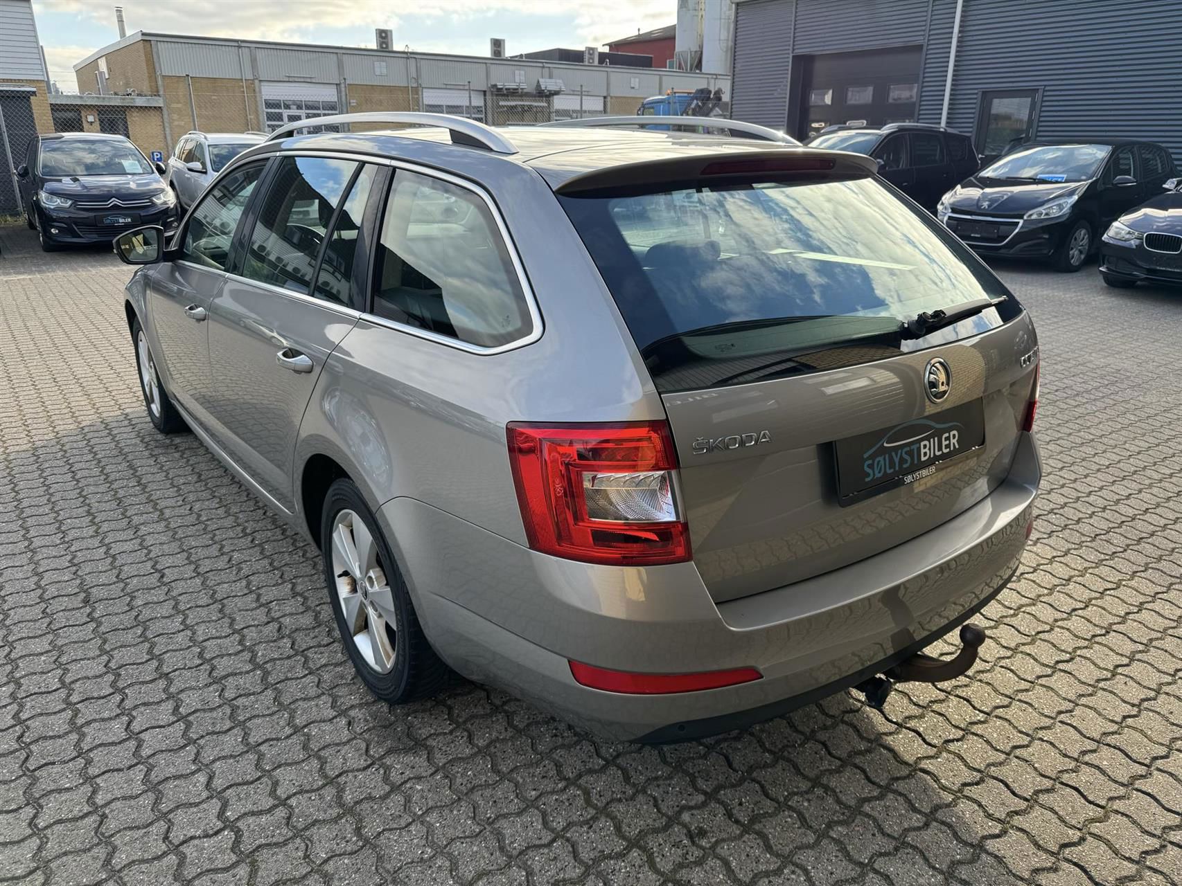 Billede af Skoda Octavia Combi 1,6 TDI Common Rail DPF Elegance 105HK Stc