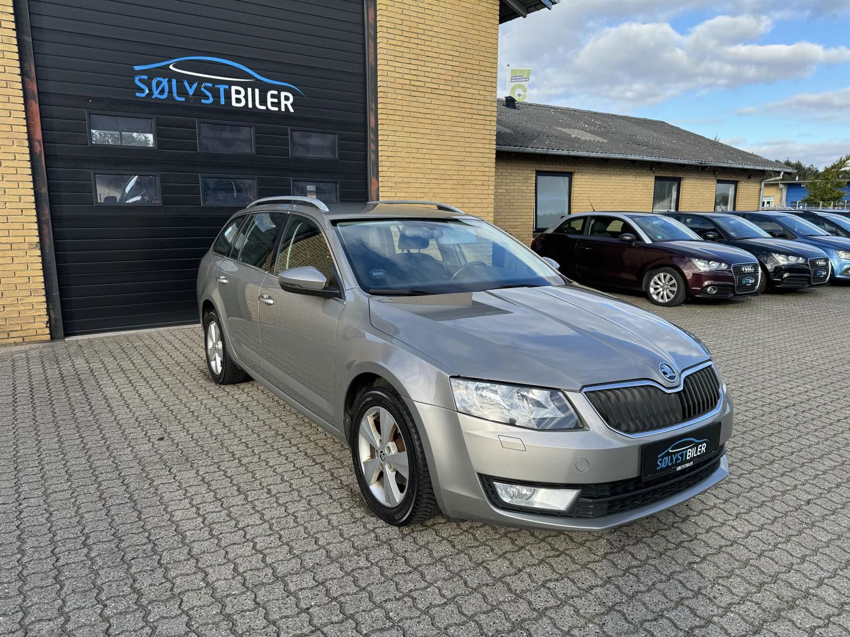 Billede af Skoda Octavia Combi 1,6 TDI Common Rail DPF Elegance 105HK Stc