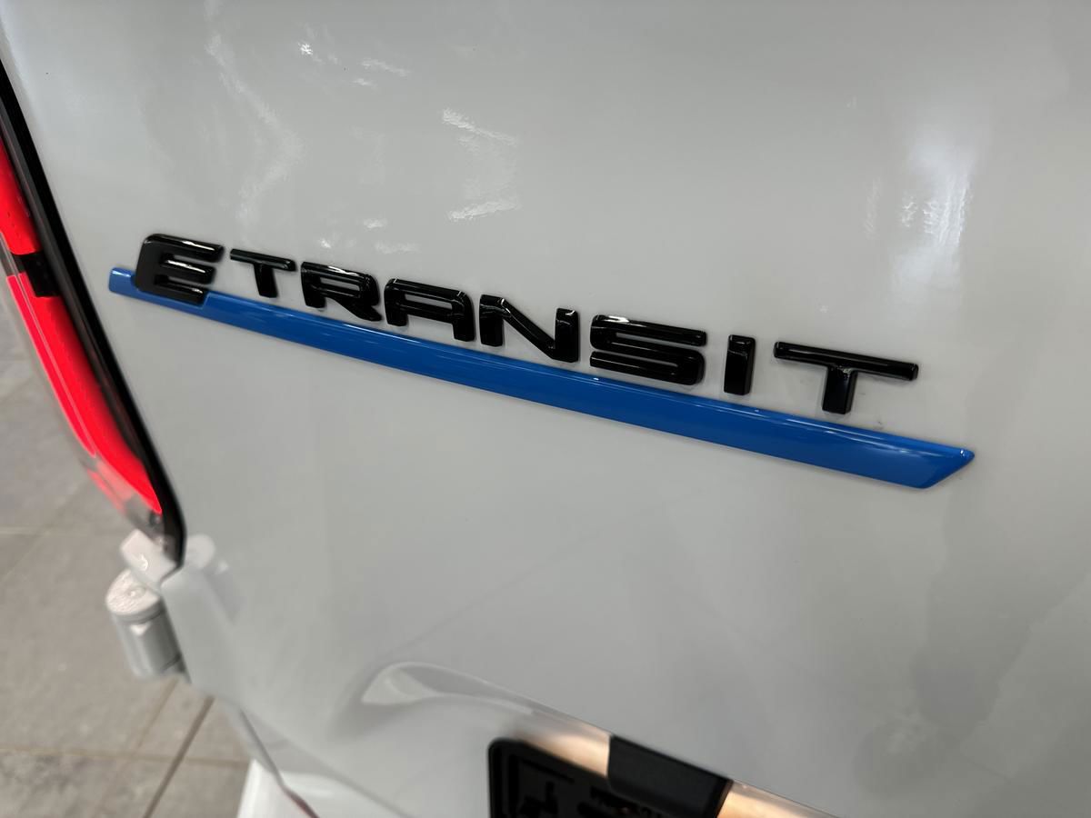 Billede af Ford E-Transit Custom 320 L2H1 EL Limited CVT 218HK Van Aut.