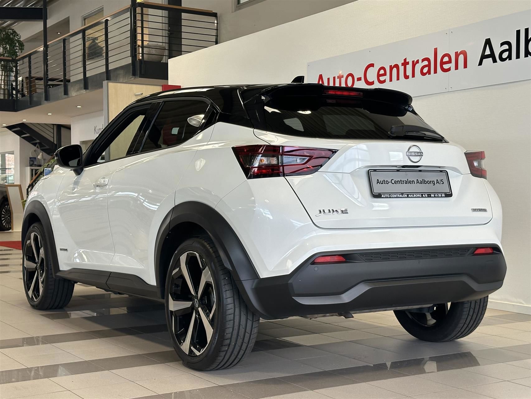 Billede af Nissan Juke 1,6 Hybrid Tekna 4AMT 143HK 5d Aut.