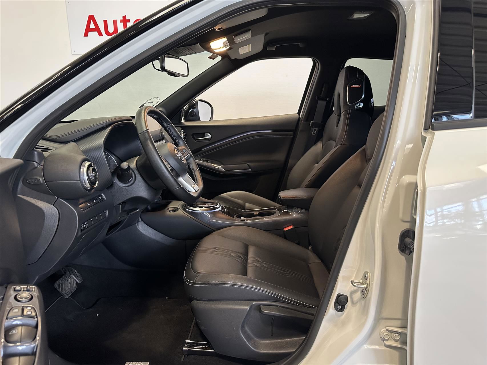 Billede af Nissan Juke 1,6 Hybrid Tekna 4AMT 143HK 5d Aut.