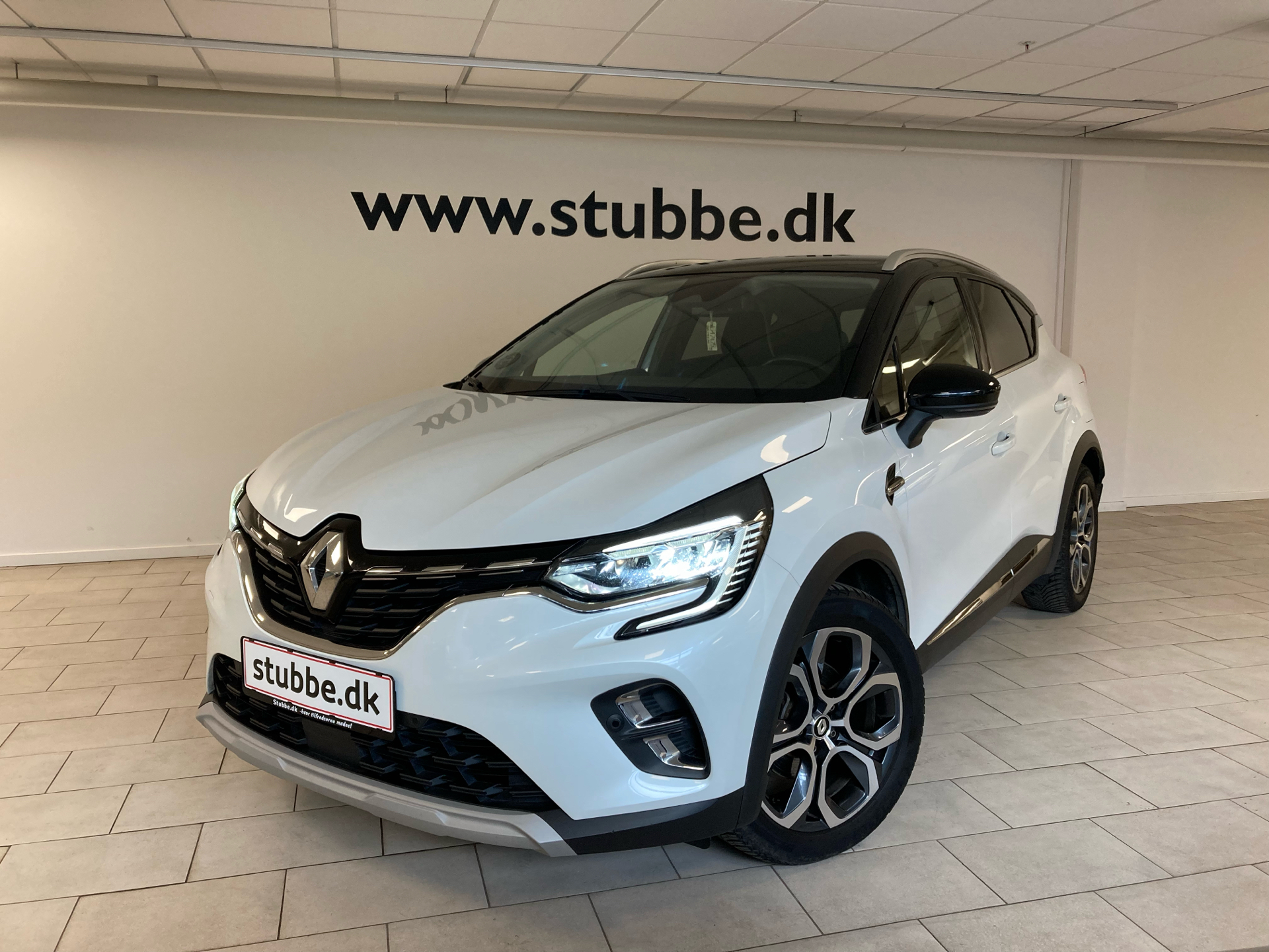 Billede af Renault Captur 1,6 E-TECH  Plugin-hybrid Intens 160HK 5d Aut.