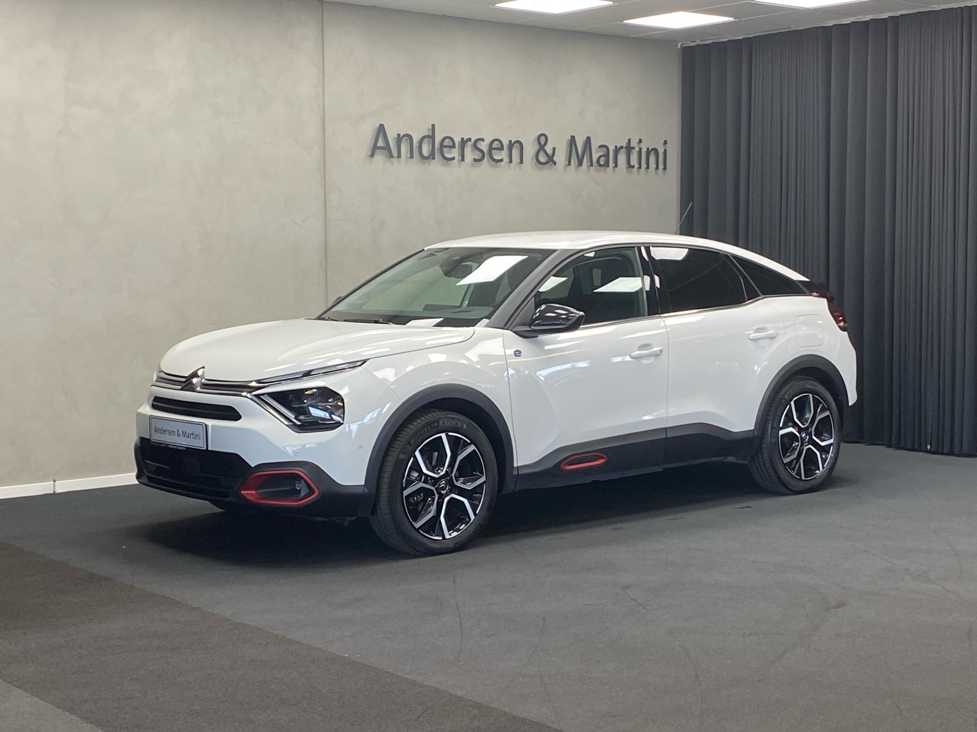 Billede af Citroën e-C4 EL Shine 136HK 5d Aut.