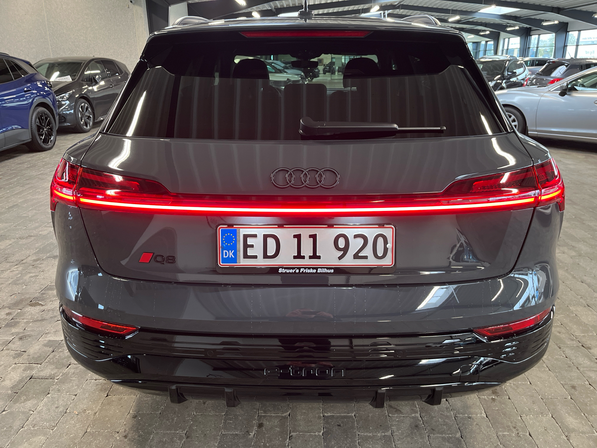 Billede af Audi Q8 50 E-tron S Line Quattro 340HK 5d Aut.