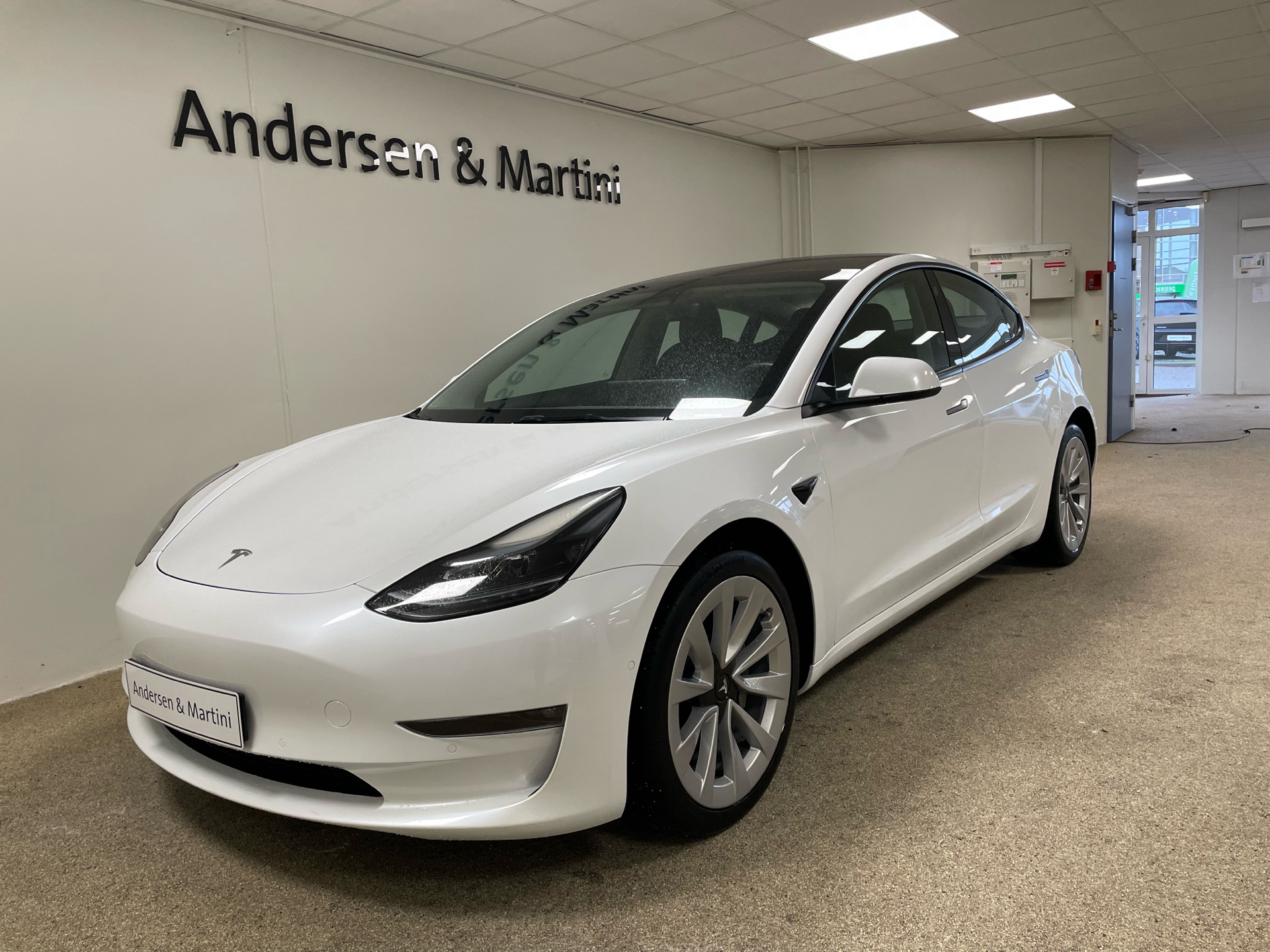 Billede af Tesla Model 3 EL Long Range 19'' AWD 498HK Aut. 