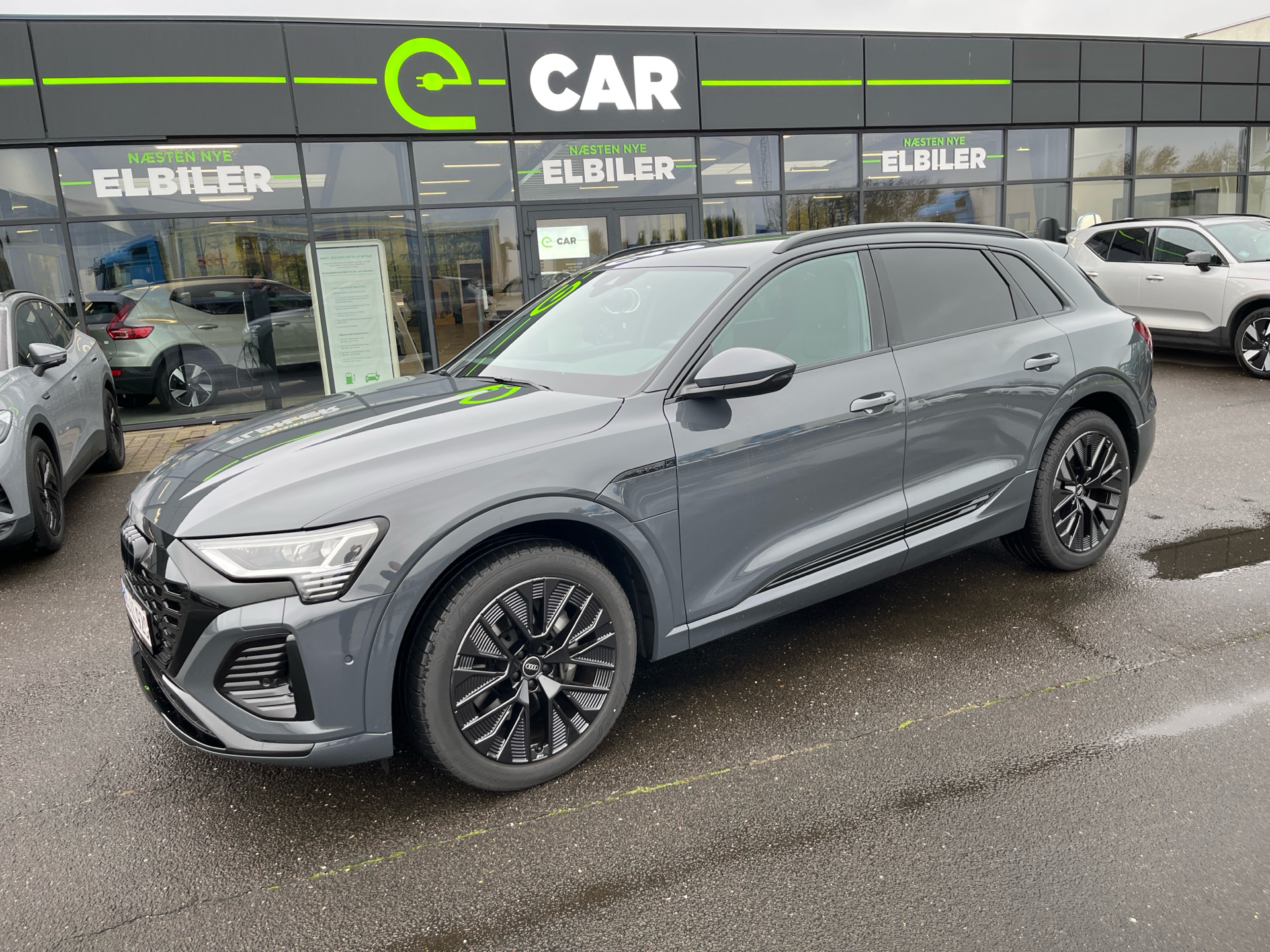 Billede af Audi Q8 50 E-tron S Line Quattro 340HK 5d Aut.