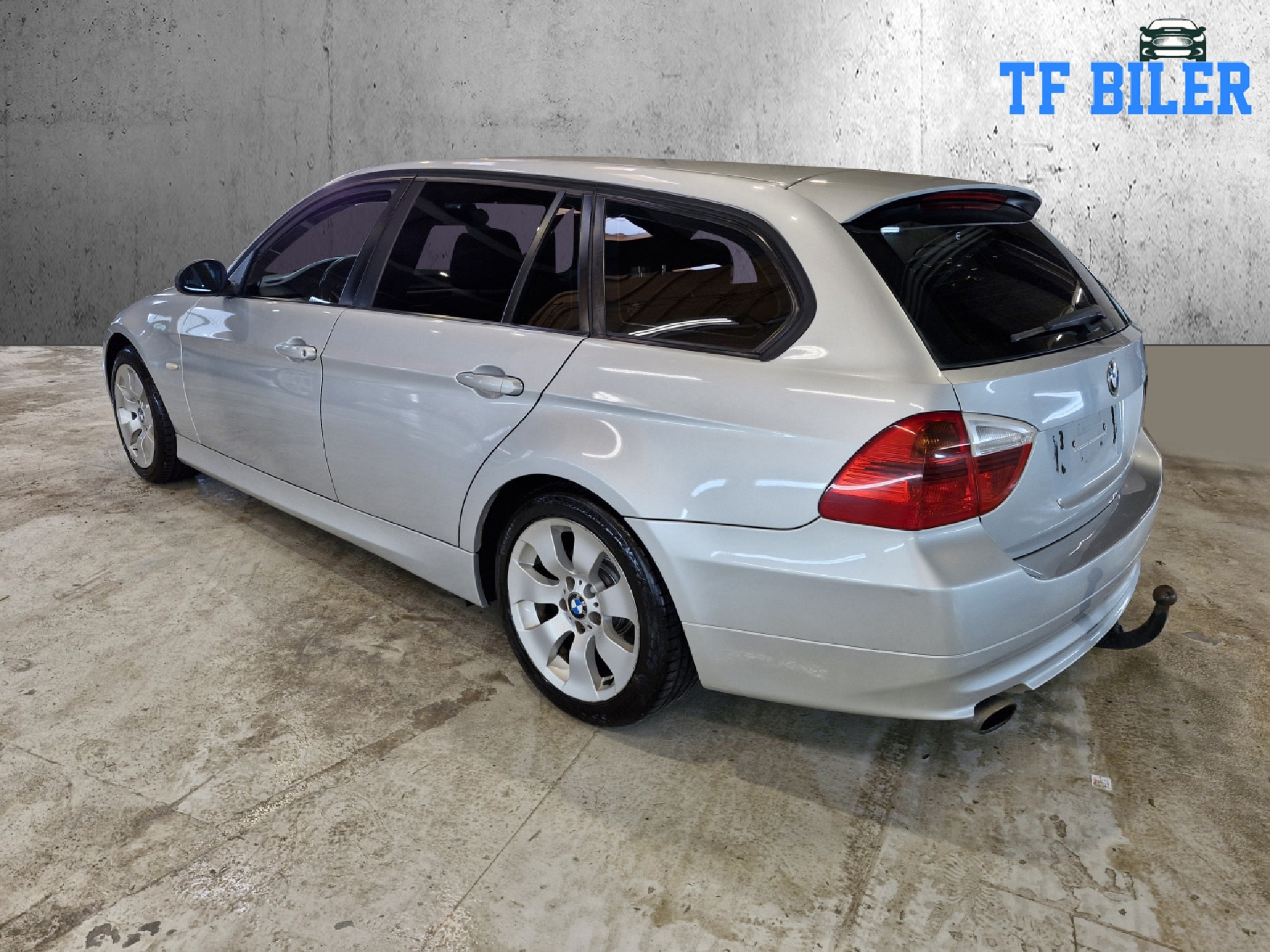 Billede af BMW 318i Touring 2,0 143HK Stc 6g