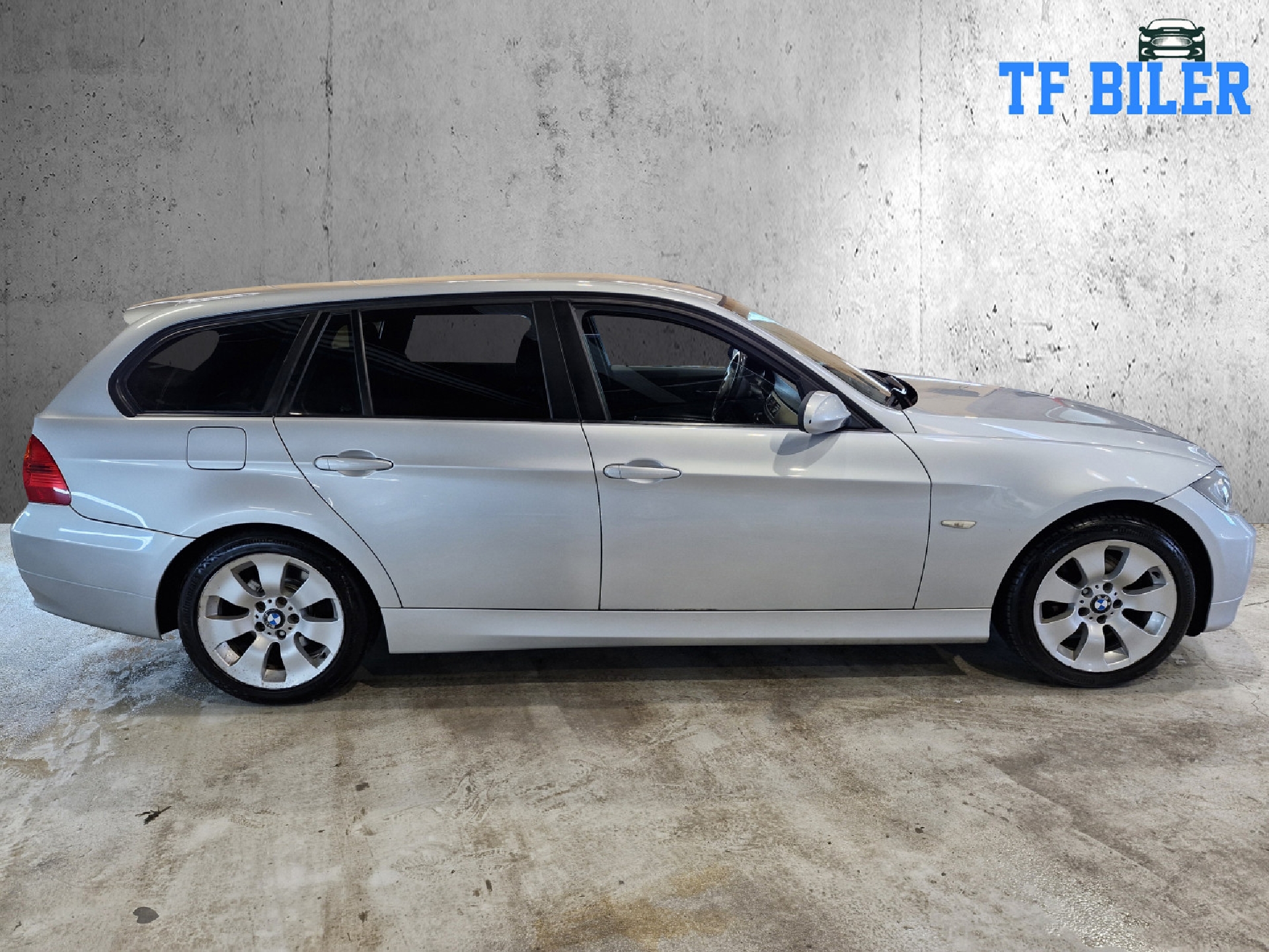 Billede af BMW 318i Touring 2,0 143HK Stc 6g