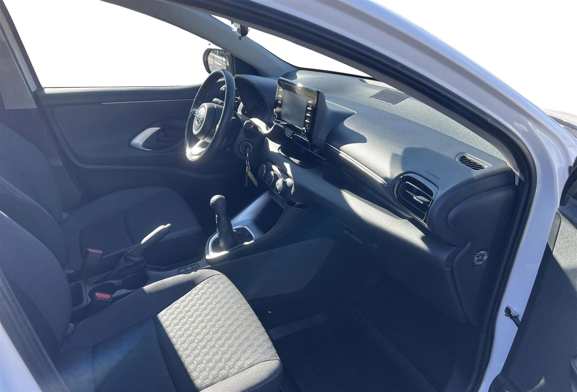 Billede af Toyota Yaris 1,0 VVT-I Essential Comfort 72HK 5d