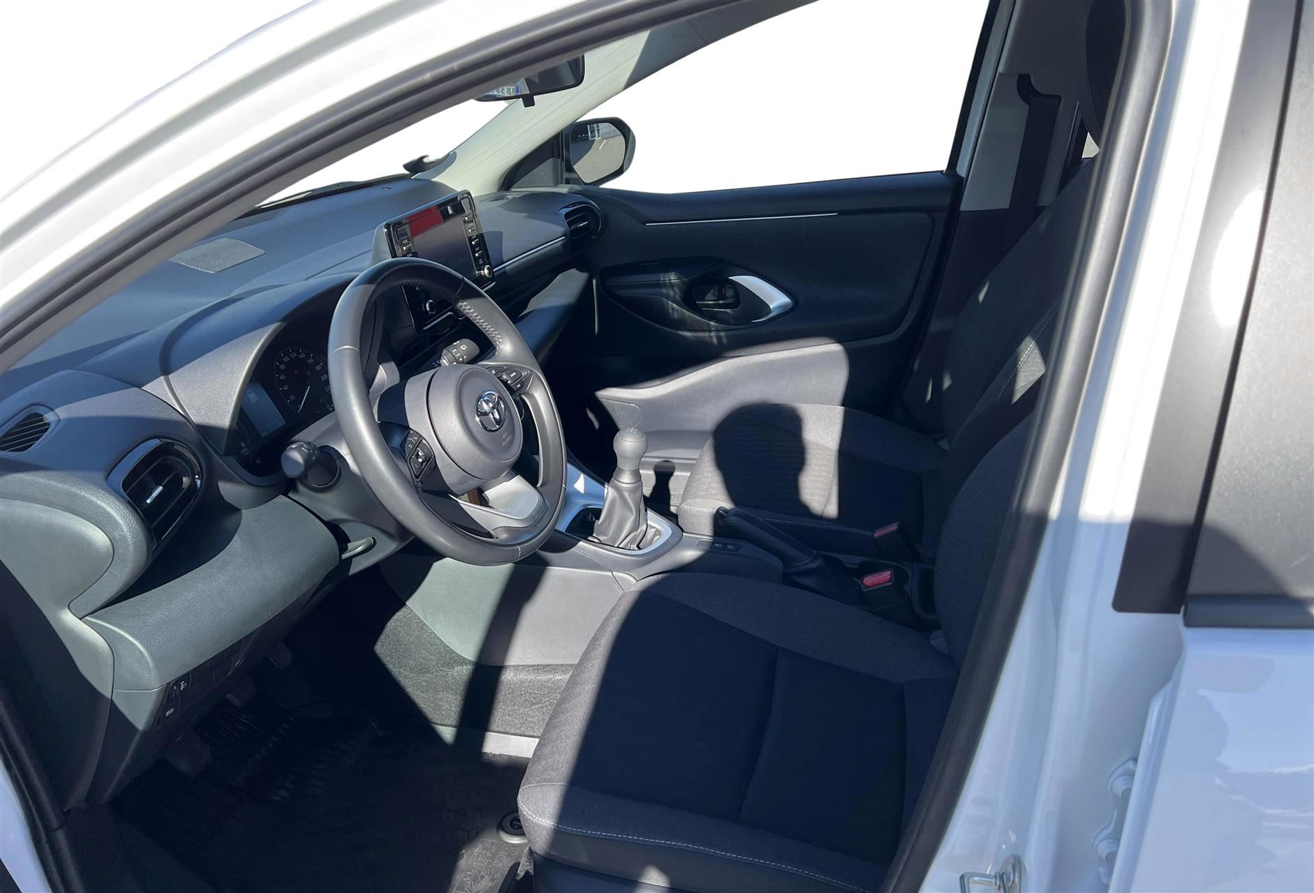 Billede af Toyota Yaris 1,0 VVT-I Essential Comfort 72HK 5d