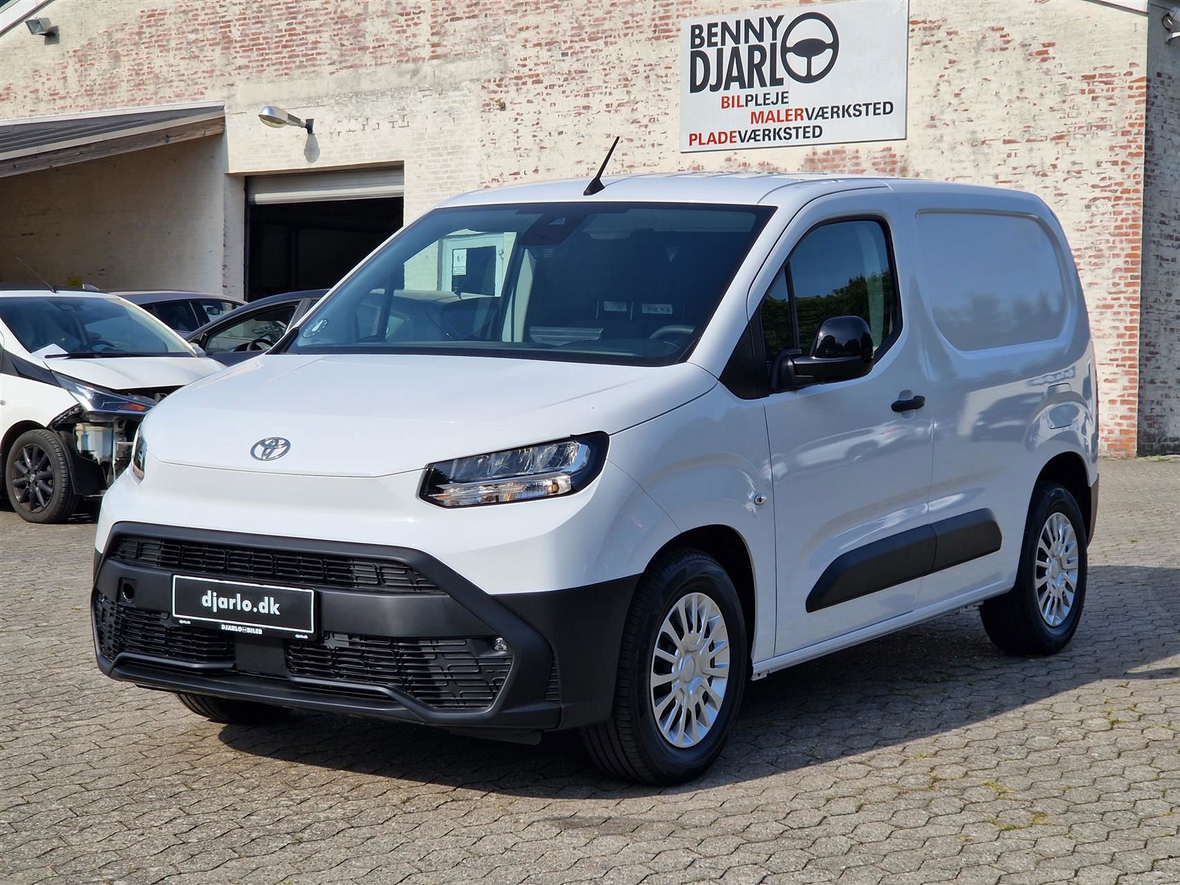 Billede af Toyota Proace City Electric Medium EL Comfort Master 1 Skydedør 136HK Van Aut.