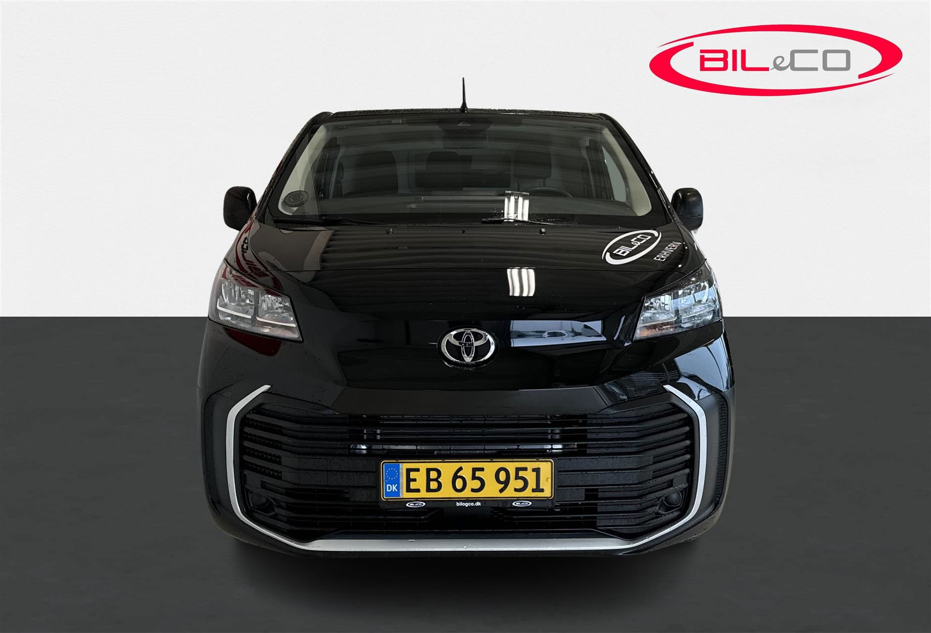 Billede af Toyota Proace Long 2,0 D Comfort Master To skydedør 144HK Van 8g Aut.