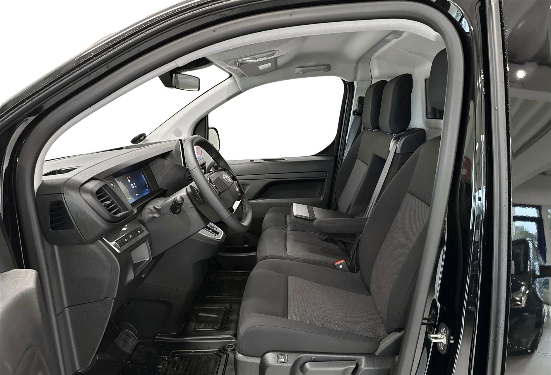 Billede af Toyota Proace Long 2,0 D Comfort Master To skydedør 144HK Van 8g Aut.