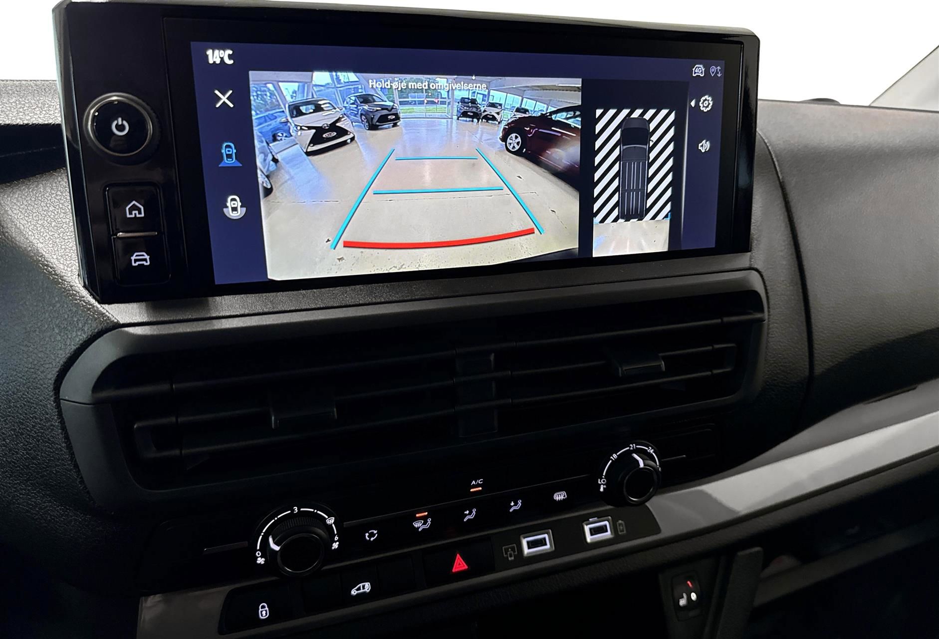 Billede af Toyota Proace Long 2,0 D Comfort Master To skydedør 144HK Van 8g Aut.